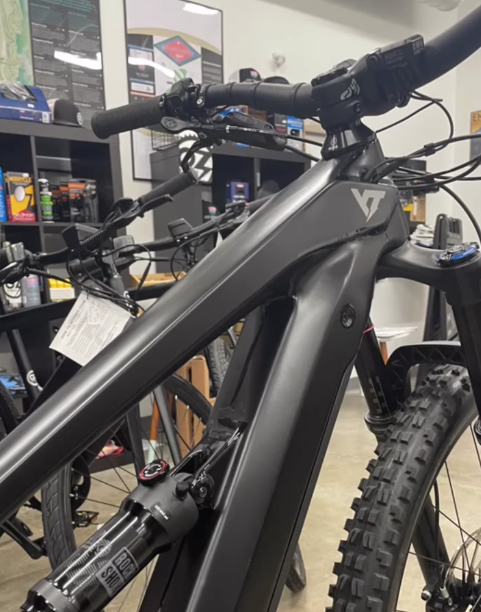 YT Decoy EMTB Overview | Rent EMTB at OZ E-Bikes